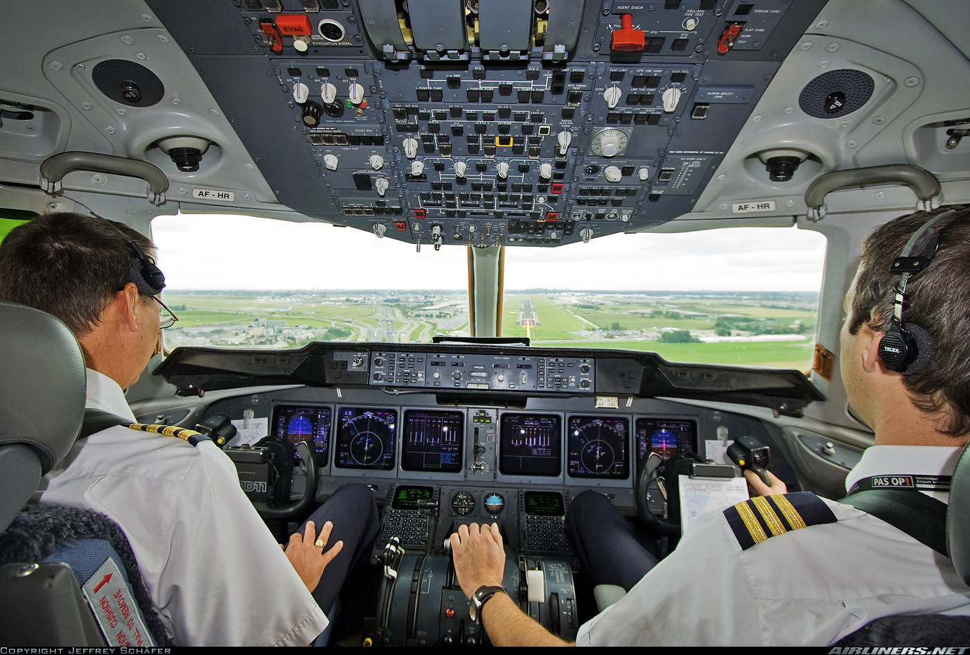 Fedex 777 Jumpseat / faa - Do Cargo flights carry anyone ...
