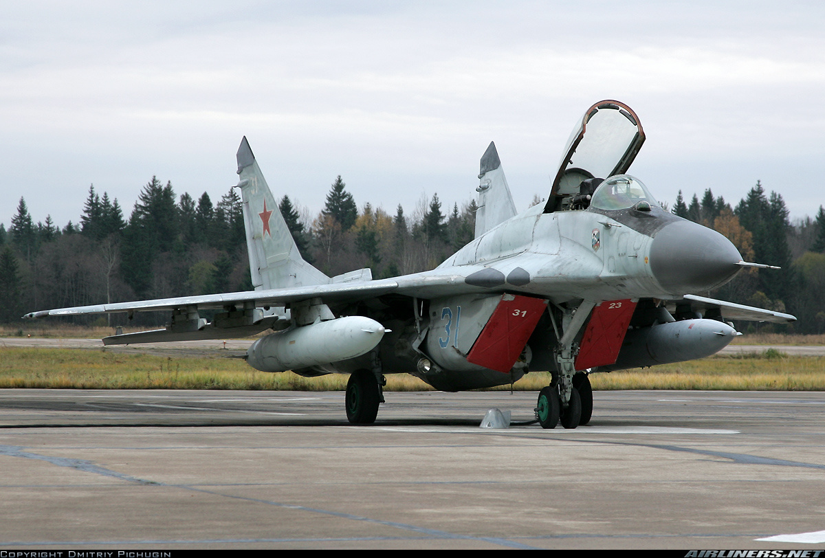 Mikoyan Gurevich Mig 29 9 13 Russia Air Force Aviation Photo 2657957