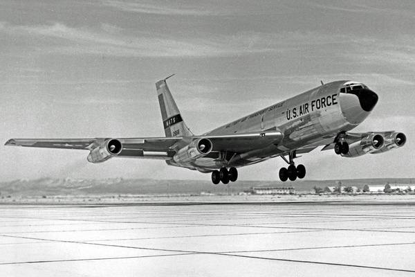 Boeing 377-10-26 Stratocruiser - Pan American World Airways - PAA ...