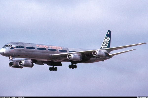 人気総合エロクラシクス [ AC- N788FT ] DC-8-63AF FLYING TIGERS ( 1/400 ) Aeroclassics 民間航空機
