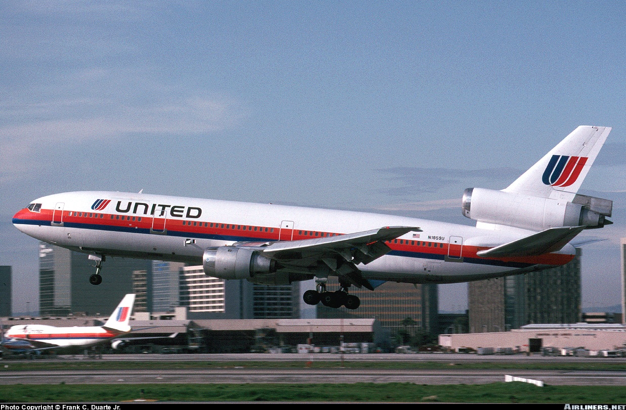 McDonnell Douglas DC-10-30CF - United Airlines - Aviation Photo ...