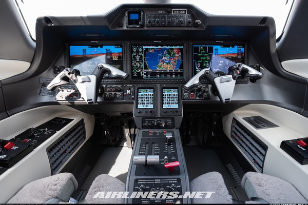 Embraer EMB-500 Phenom 100EV - Emirates | Aviation Photo #4674521 ...