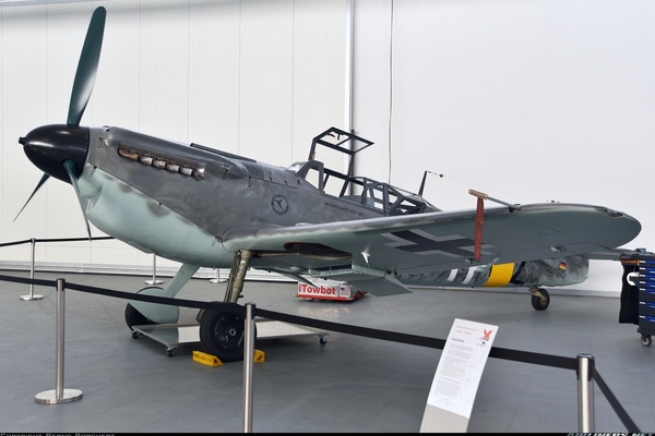 Messerschmitt Bf-109G-12 - Untitled | Aviation Photo #5256463 ...