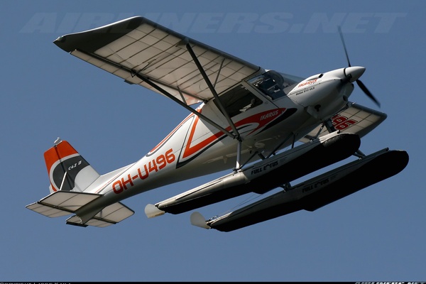 Ikarus C42 a modern 21st century microlight aircraft Stock Photo - Alamy