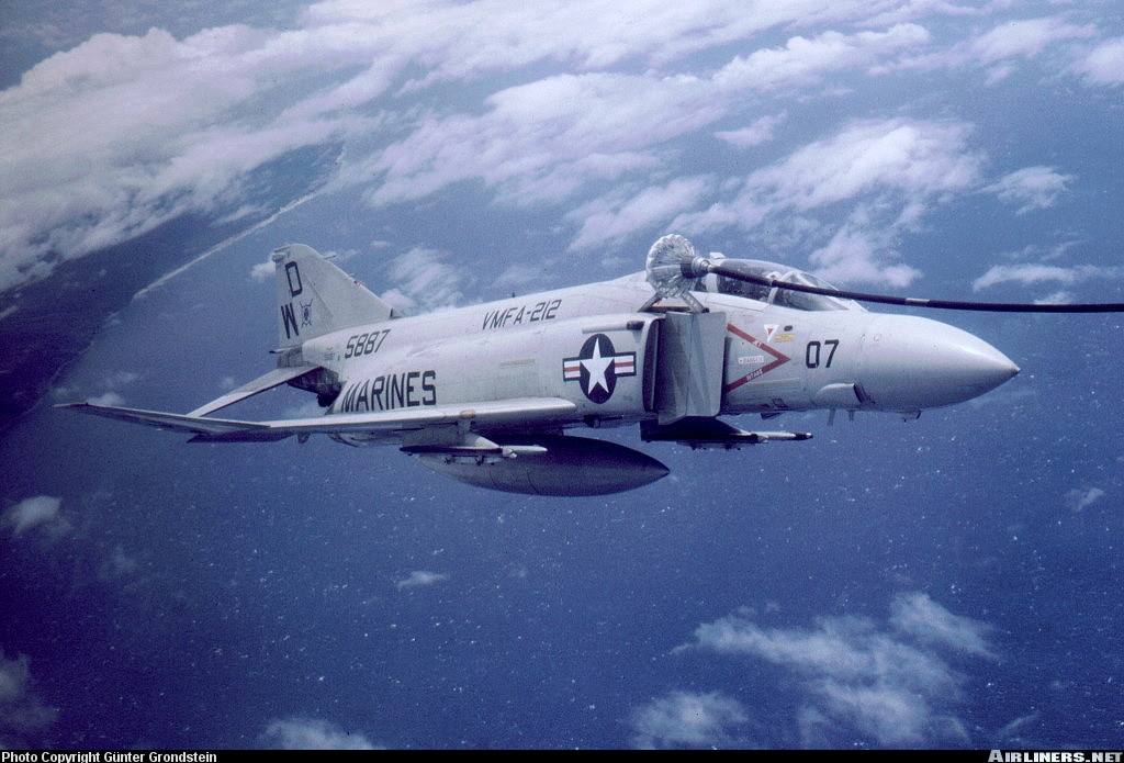 F 4 j. F-4 VMFA-122 5786 Phantom. F-4s. F4 Carrier Hook. MCDONNELL Douglas f-4 Phantom USS Independence.