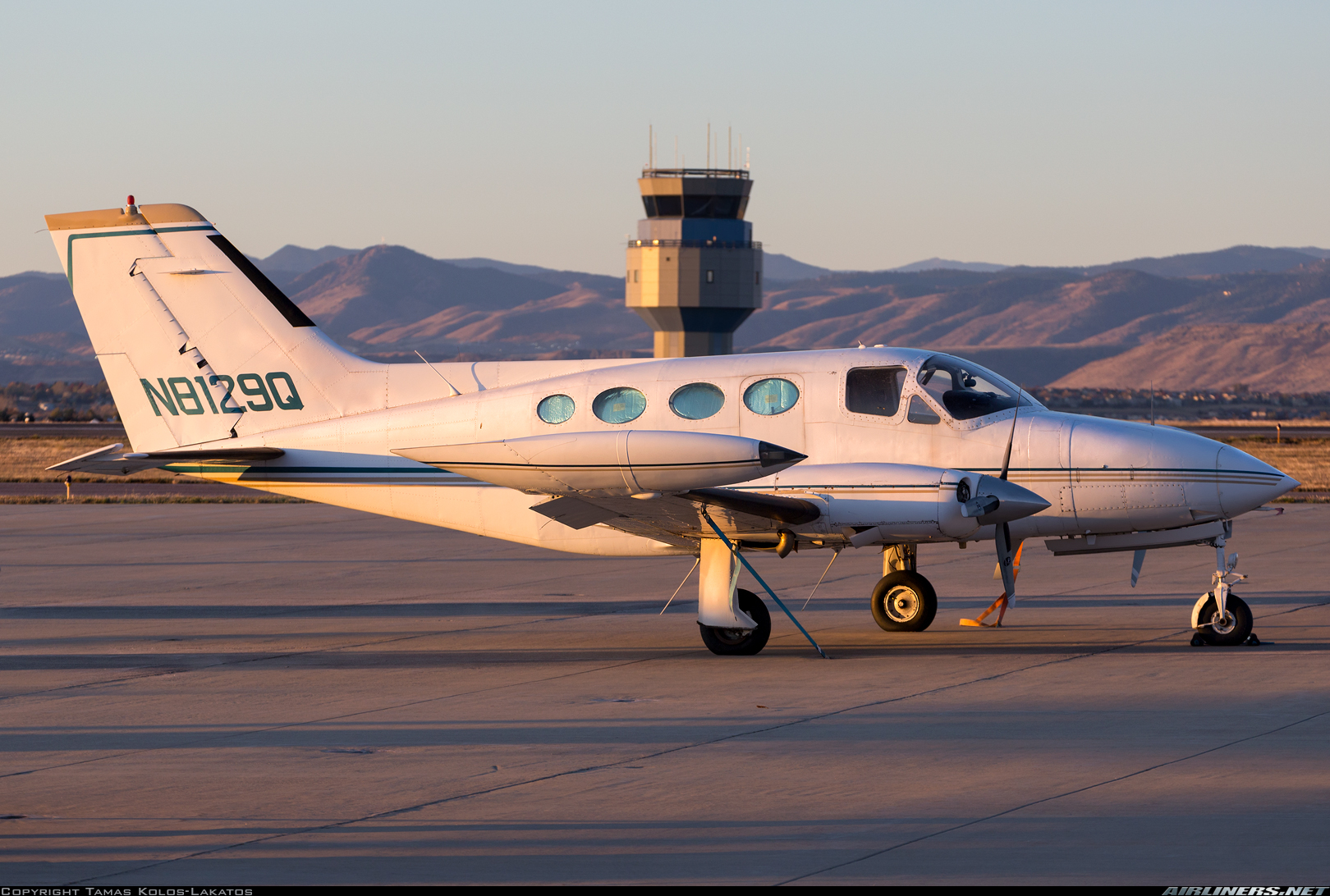 cessna-414-chancellor-untitled-aviation-photo-5733191-airliners