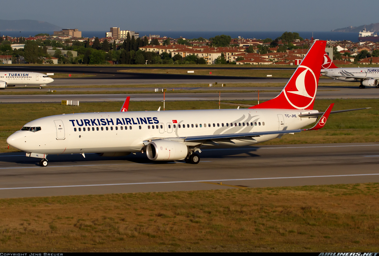 Стамбул airlines. Turkish Airlines b737. B-737-800 Turkish Airlines. Turkish Airlines Анкара. Boeing 737 Turkish Airlines.