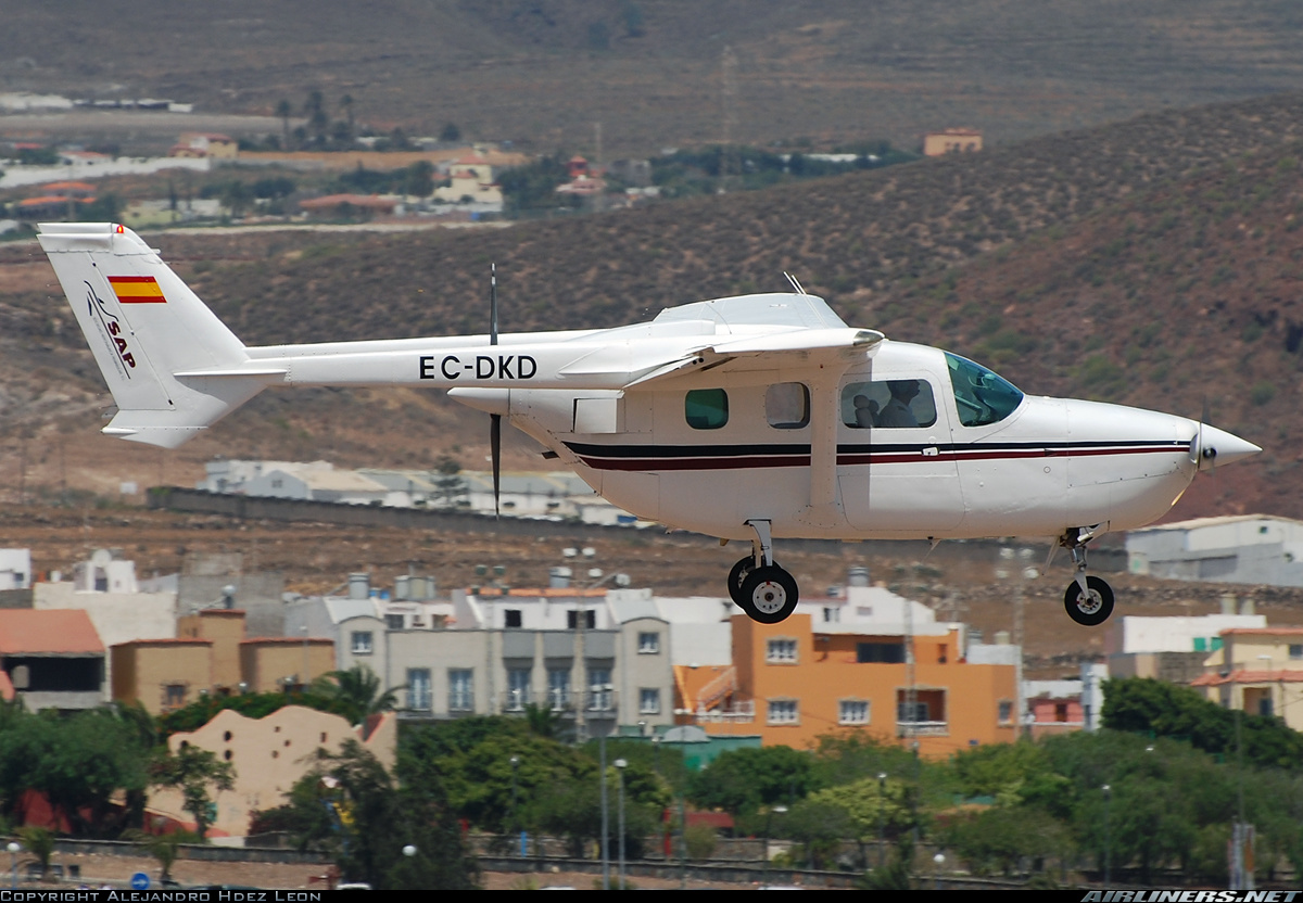 Cessna 337G Super Skymaster SAP Sociedad Aeron utica Peninsular