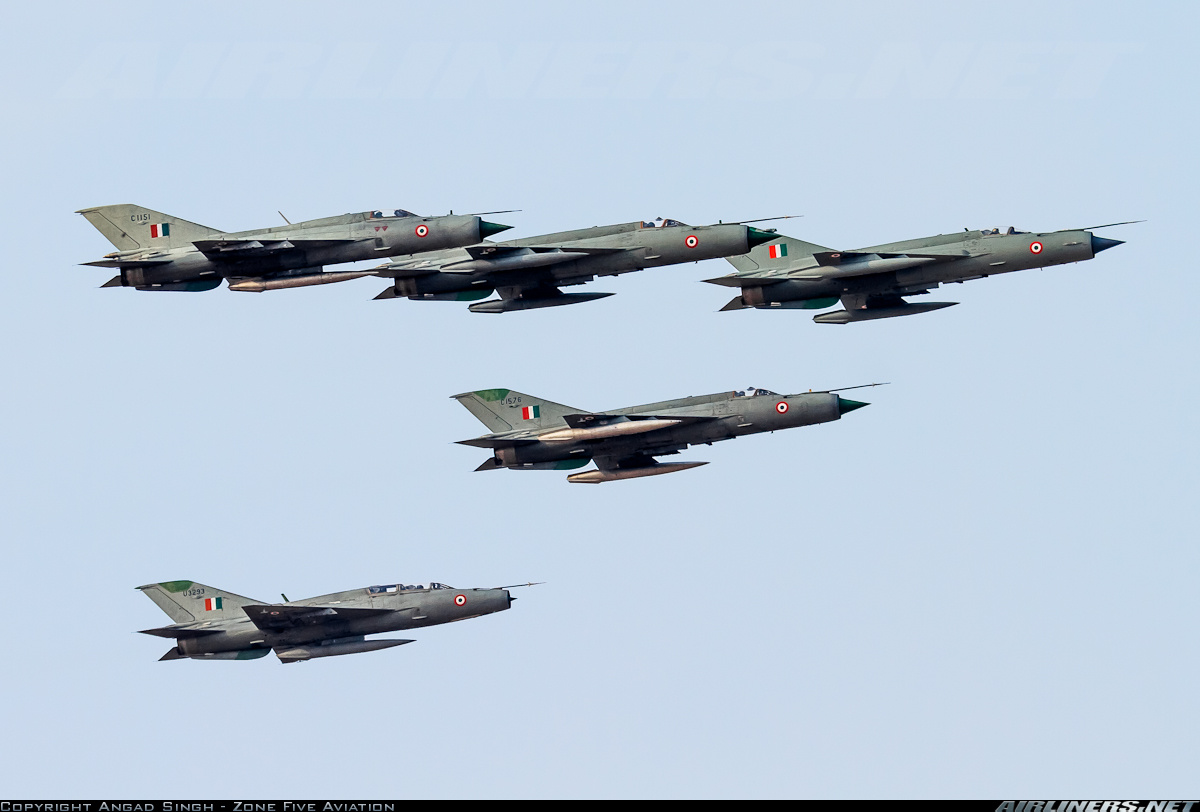 Esquadrão de MiG-21 FL da FAI