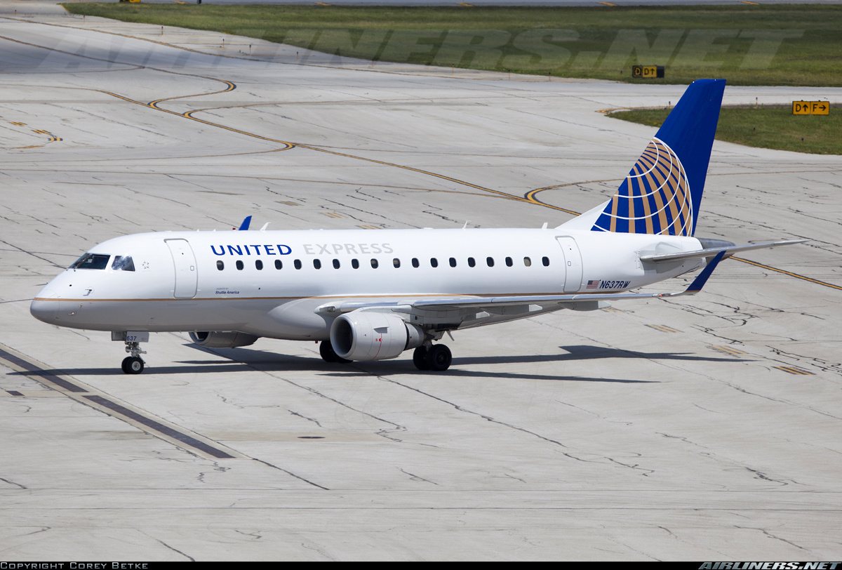 embraer-170se-erj-170-100se-united-express-shuttle-america