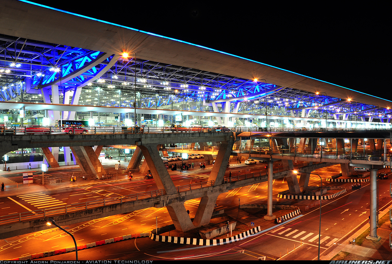 Шереметьево бангкок сегодня. Аэропорт Бангкока Суварнабхуми. Международный аэропорт «Суварнабхуми», Бангкок, Таиланд. Аэропорт Бангкок BKK это. Бангкок Суварнабхуми , BKK.