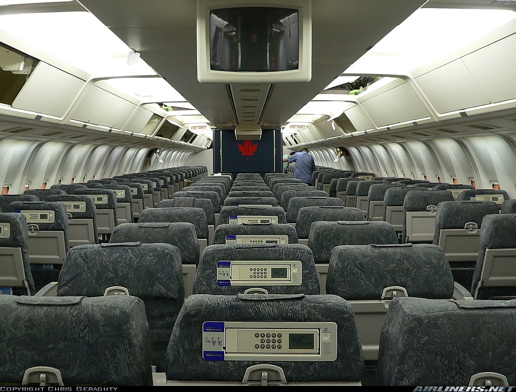 Boeing 767 233 Air Canada Aviation Photo 0999562