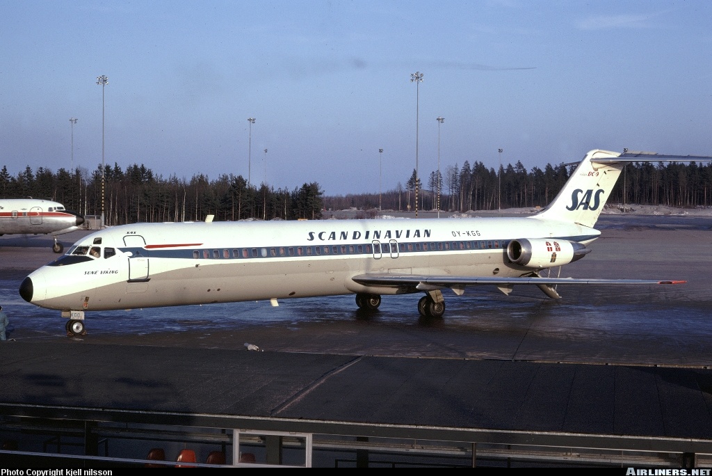 McDonnell Douglas DC-9-41 - Scandinavian Airlines - SAS