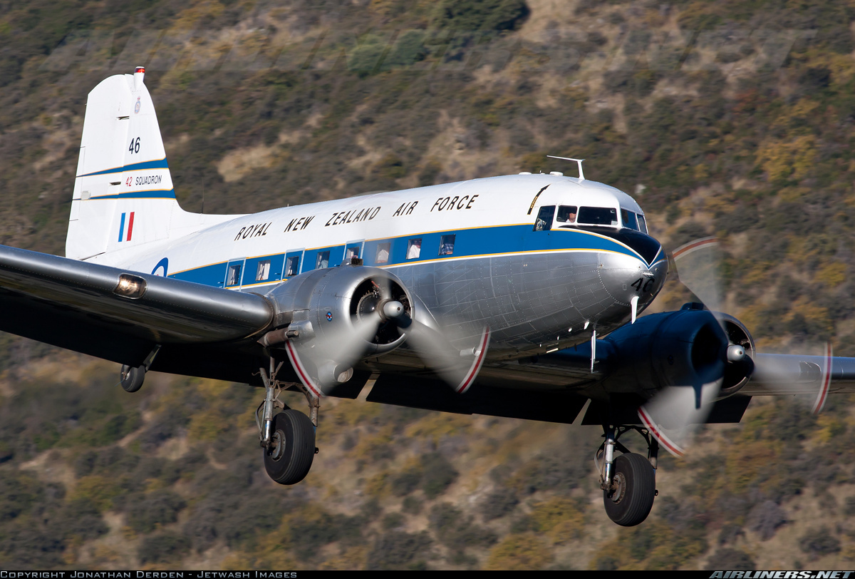 Douglas DC 3 Aircraft
