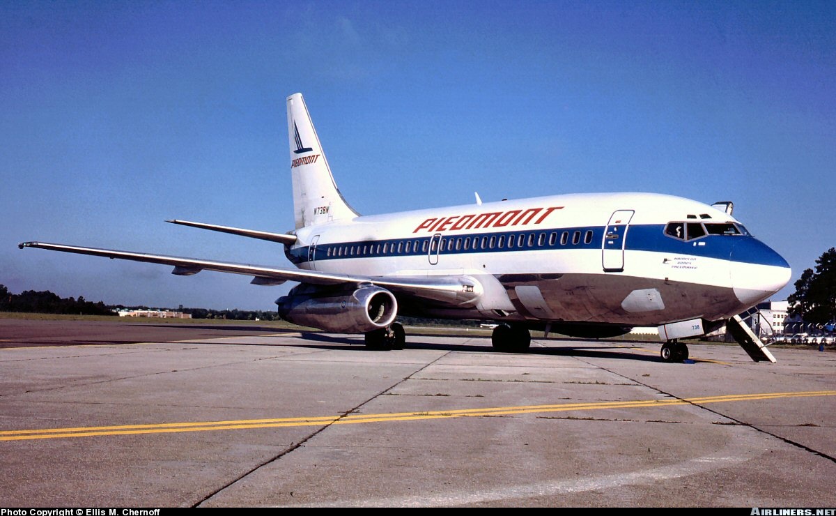Piedmont Airlines 737 Hanging Mobile