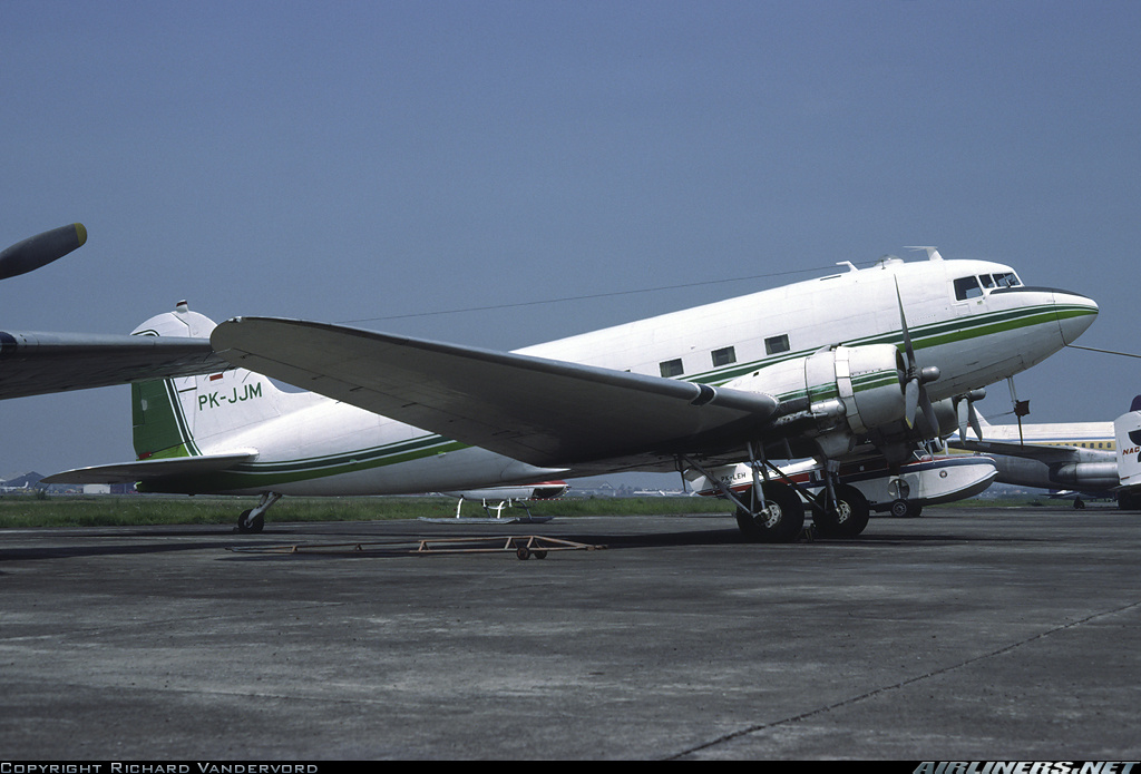 Douglas R4D-5 Skytrain (DC-3) - Untitled | Aviation Photo #1911603 ...