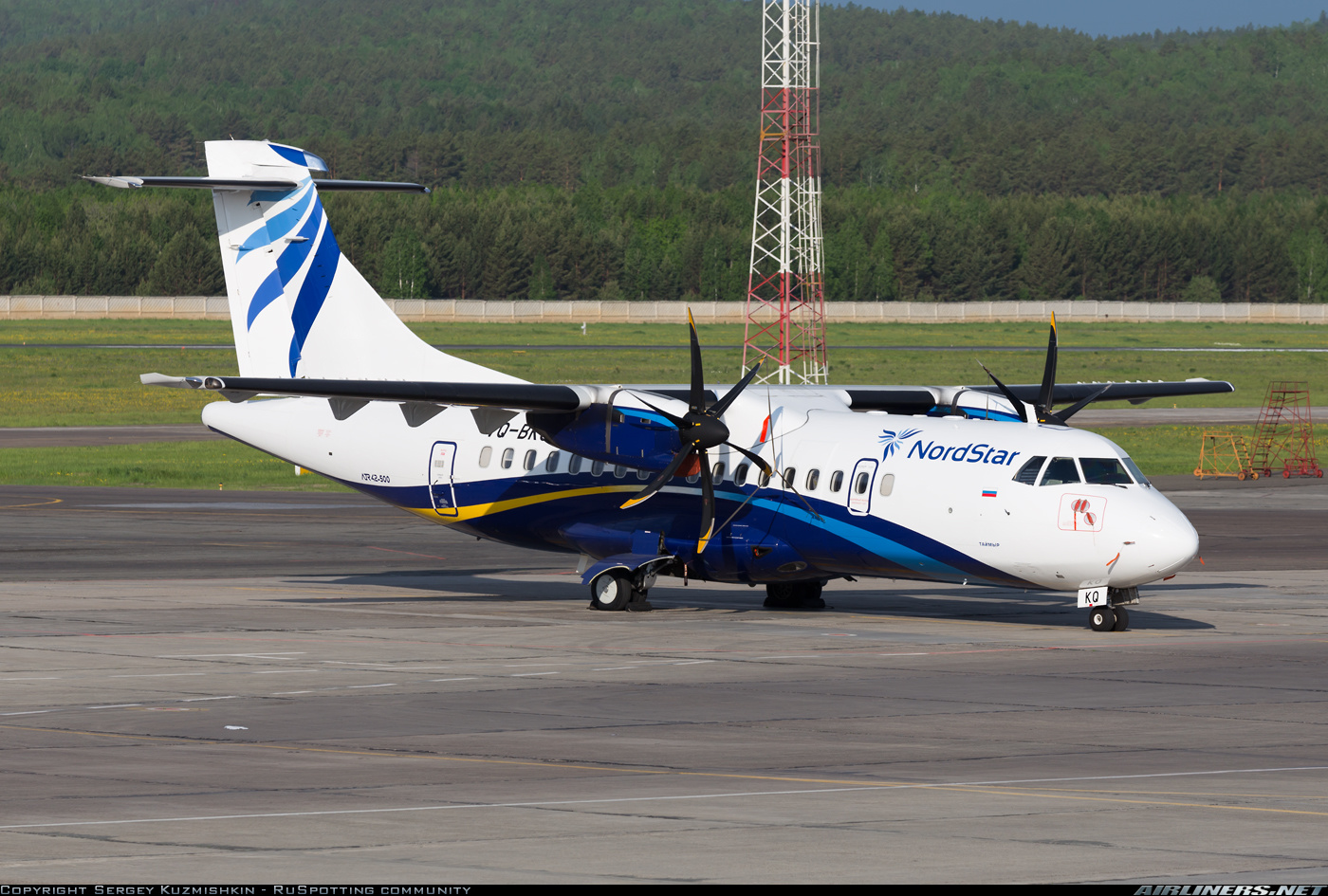 Самолет плюс нижний. ATR 42-500 самолет. ATR 42-500 ATR 42-500. ATR 42 500 NORDSTAR. ATR 42500.