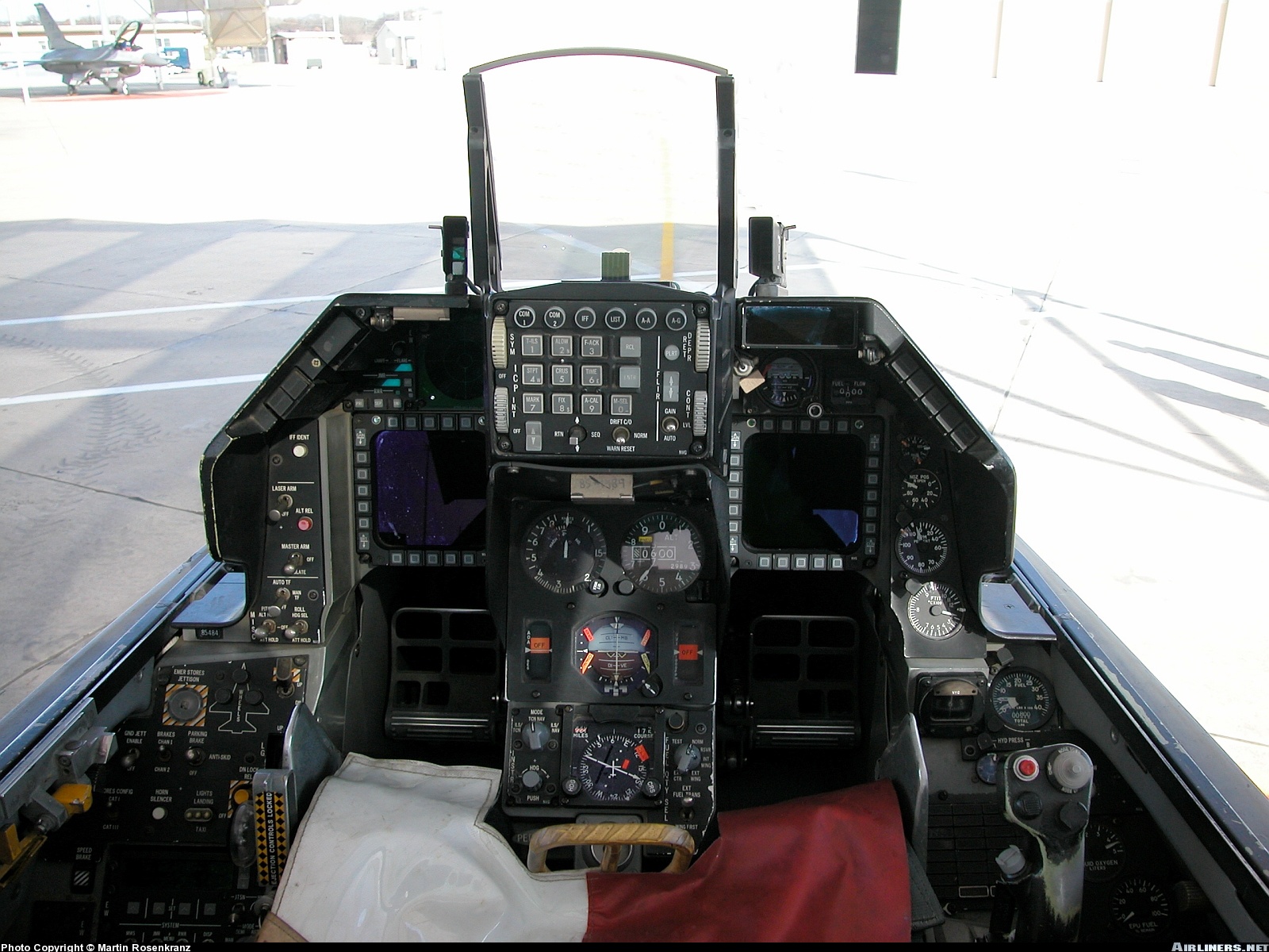 f16-jet-cockpit-grimreapers83-homebuilt-cockpit-october-2013
