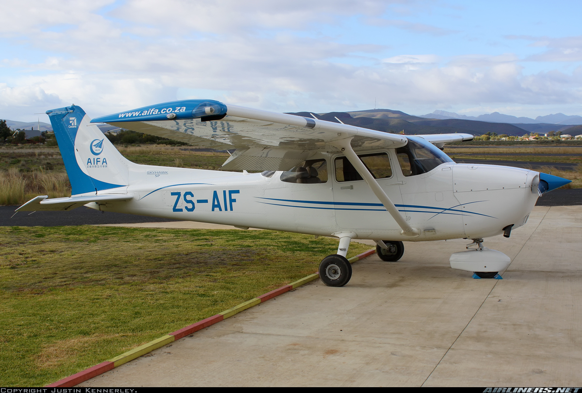 Cessna 172SP Skyhawk - | Aviation Photo #3890243 | Airliners.net