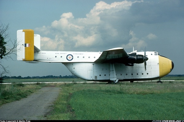 Blackburn B-101 Beverley C1 - UK - Air Force | Aviation Photo #0979145 ...