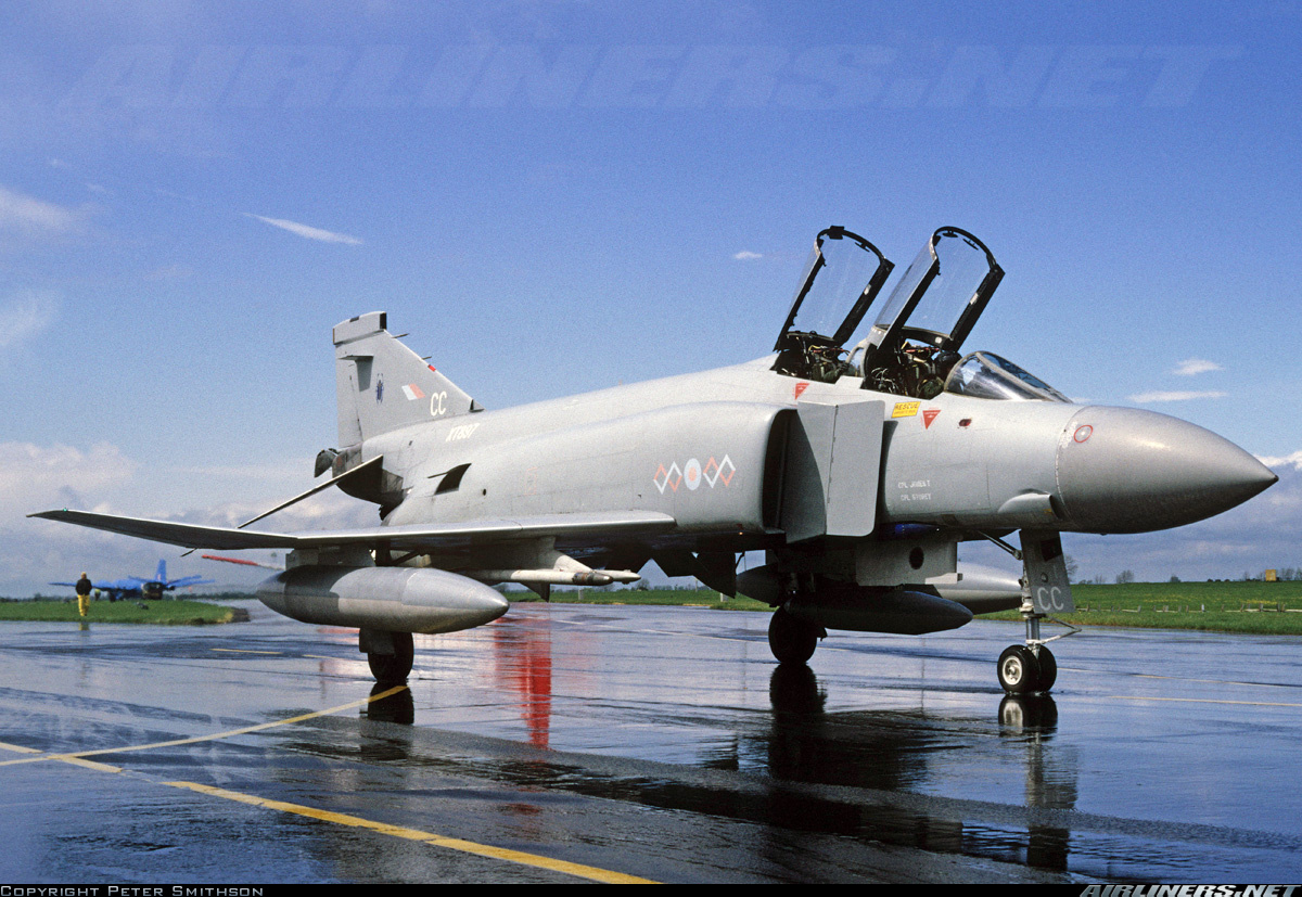 Mcdonnell Douglas F 4m Phantom Fgr2 Uk Air Force Aviation Photo