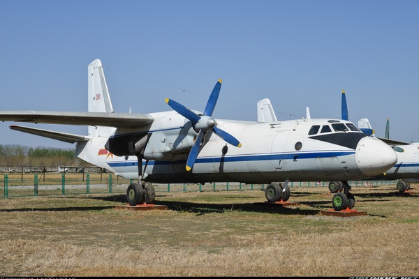 Antonov An-12 - CAAC | Aviation Photo #2187068 | Airliners.net