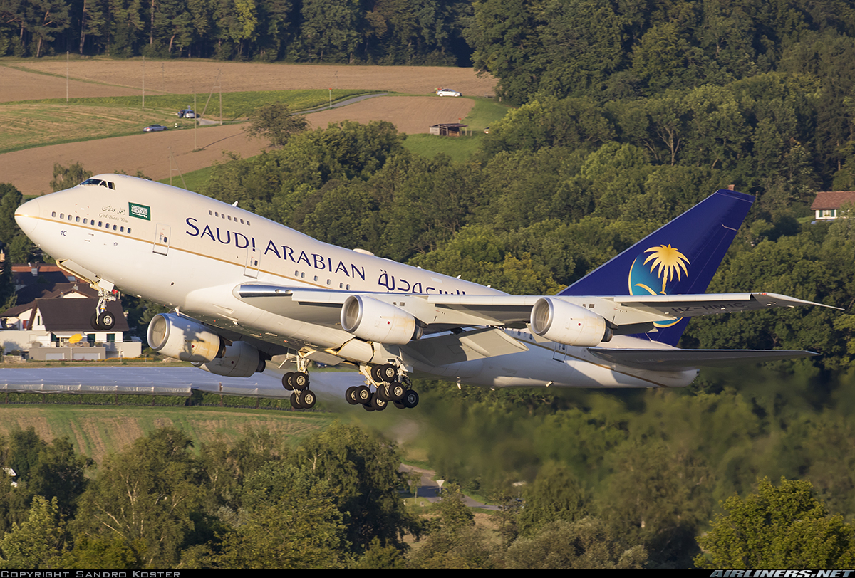 Resultado de imagen de boeing 747sp saudi