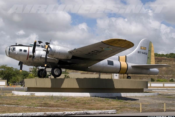 Boeing SB-17G Flying Fortress (299P) - Portugal - Air Force | Aviation ...