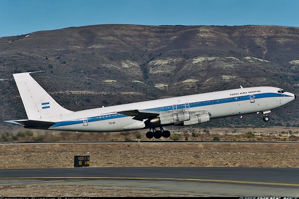 UNFORGETTABLE B707