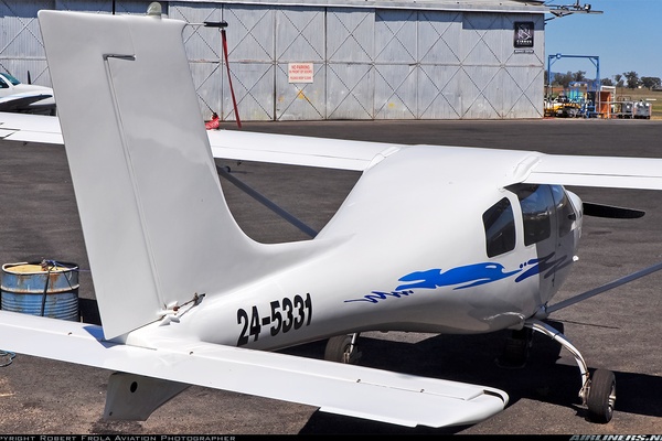 Cessna 182D Skylane (Tail wheel conversion) - Untitled | Aviation Photo ...