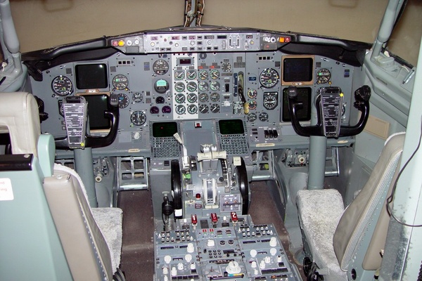 Boeing 737 300 Simulator Lufthansa Aviation Photo 0228075 Airliners Net