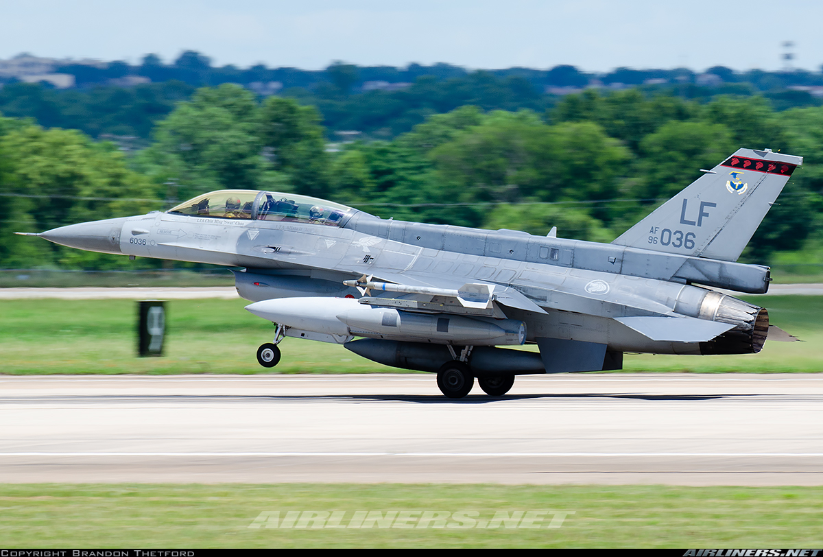 Lockheed Martin F-16DJ Fighting Falcon - Singapore - Air Force ...