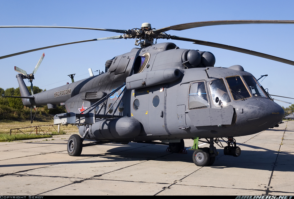 Стоит ми8. Ми-8 ми-17. Mi-17v5. ТТХ вертолет ми17. Ми-17 v5.