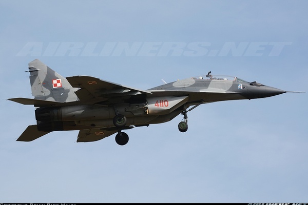 Mikoyan-Gurevich MiG-29UB (9-51) - Poland - Air Force | Aviation Photo ...