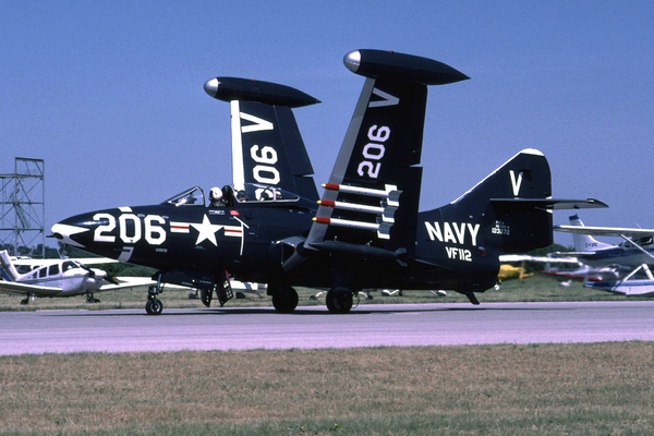 Grumman F9F-2 Panther - USA - Navy, Aviation Photo #1187592