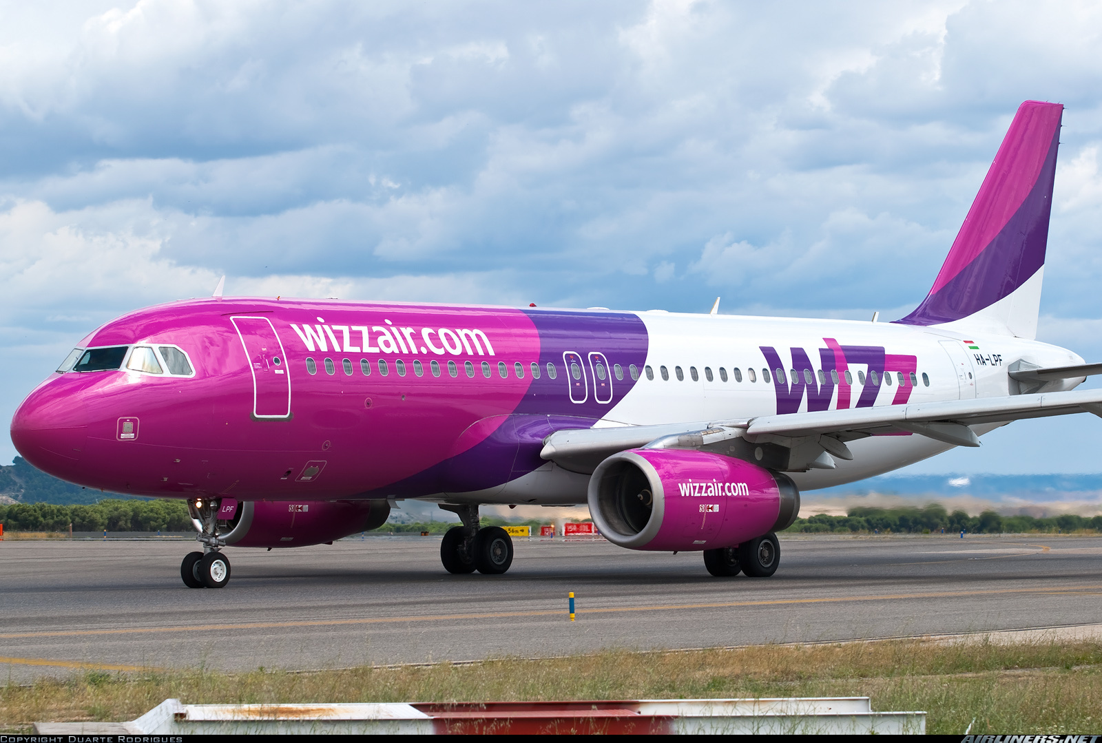 Авиакомпания wizzair. Wizz Air a321neo. A321neo Wizz Air Malta. Airbus a320 Wizz Air. Wizz Air 747.