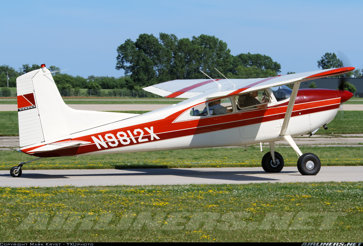 cessna-185-skywagon-untitled-aviation-photo-2745417-airliners