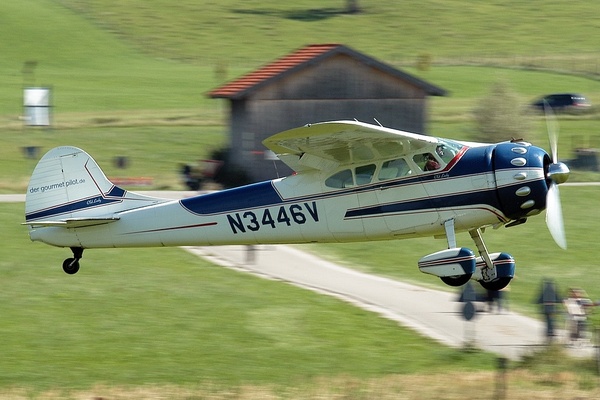 cessna 195a airliners