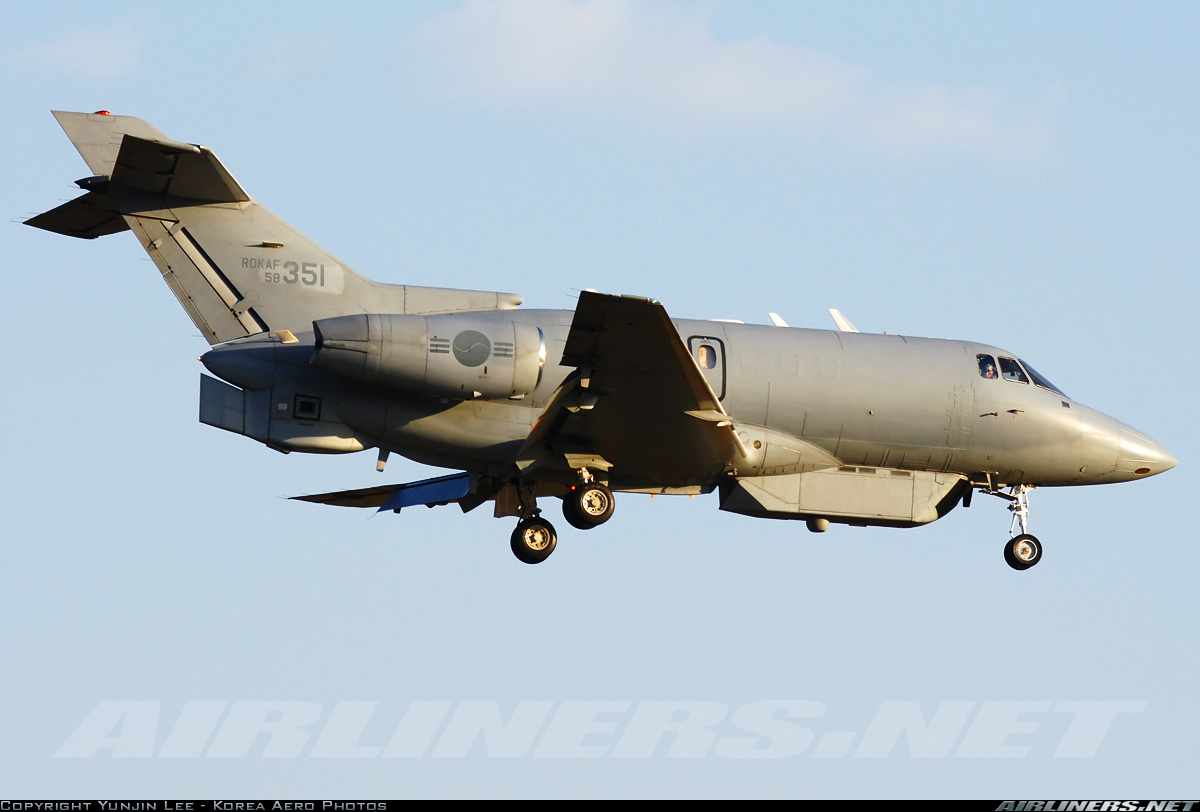 Imagini pentru Raytheon Hawker 800SIG