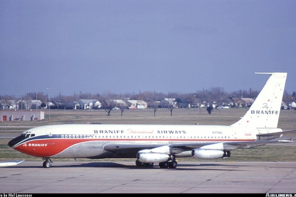 Boeing 720-027 - Braniff International Airways | Aviation Photo 