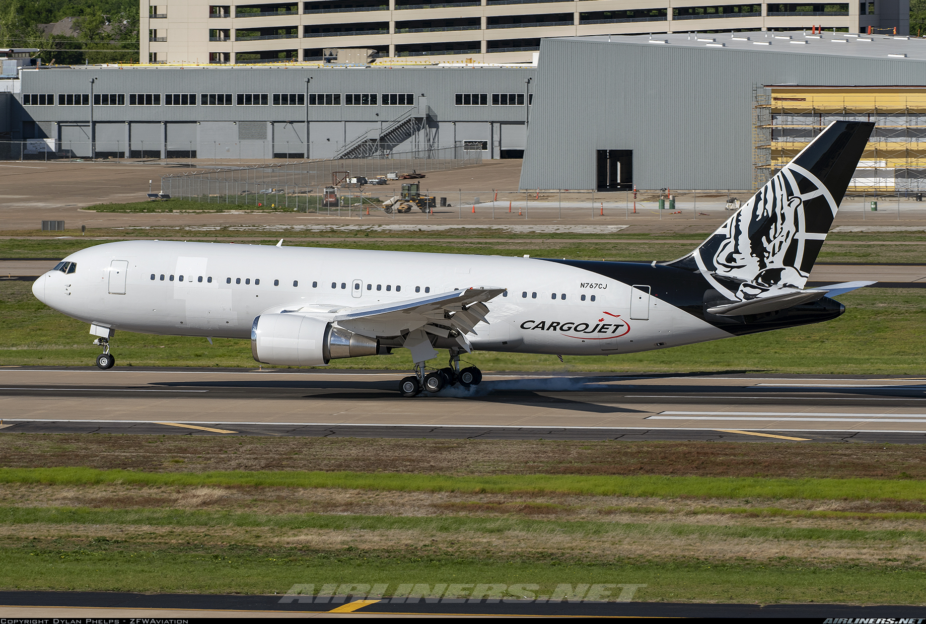 Climate change advocate Drake buys personal Boeing 767 brand new - Page 