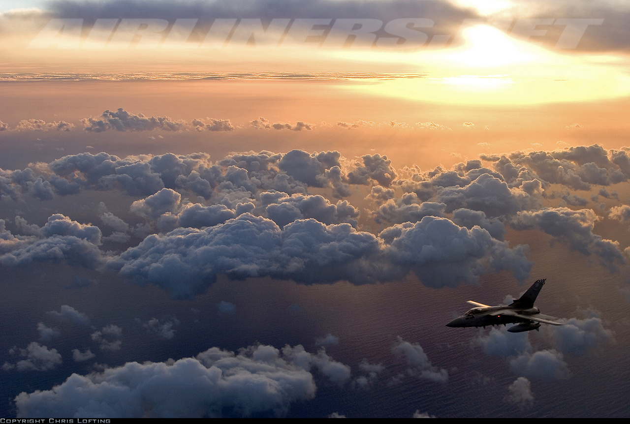 Panavia Tornado F3 - UK - Air Force | Aviation Photo #1539238 | Airliners.net1280 x 862