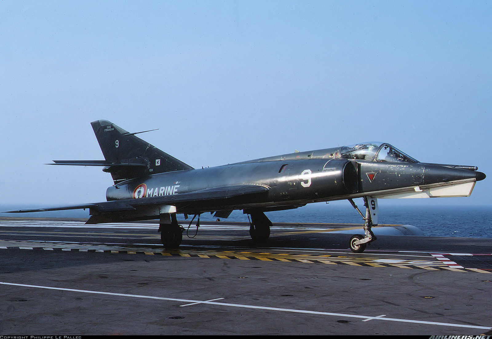 Imagini pentru Dassault Etendard