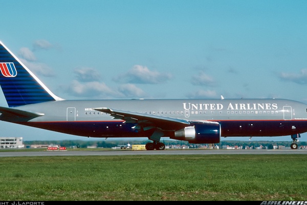 United Airlines - Battleship Grey