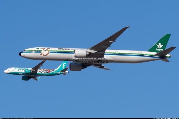 SAUDI ARABIAN AIRLINES BOEING777す Boeing, Saudi Arabian Airlines Announce Order for 12 Boeing