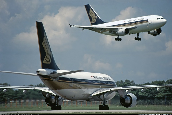 Airbus A310-308 - Pakistan International Airlines - PIA