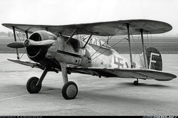 Gloster J8A Gladiator (Mk2) - Flygvapenmuseum Malmen | Aviation Photo ...